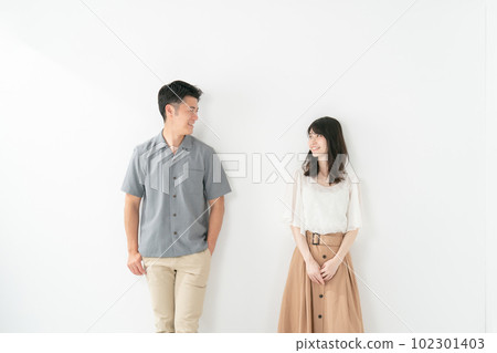 Couple man and woman good friends Couple man and woman good friends 102301403