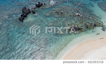 美麗的赤崎海岸鳥瞰圖 102301516