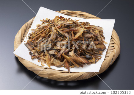 Mixed shavings 102305353