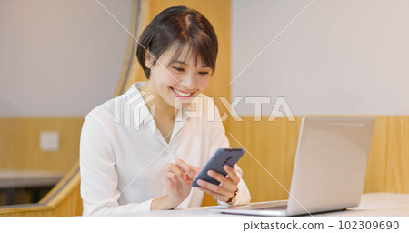 asian happy businesswoman working 102309690