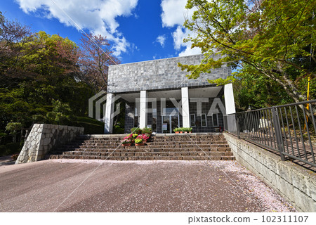 Fukusaki Municipal Kunio Yanagida and Matsuoka Family Memorial Hall (Fukusaki Town, Kanzaki District, Hyogo Prefecture) 102311107