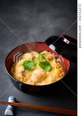 Oyakodon  102312272