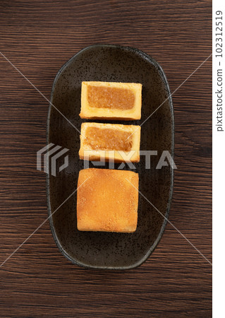 Pineapple Cake Dessert Pineapple Pastry Mid-Autumn Festival pineapple cake pastry パイナップルケーキ 102312519