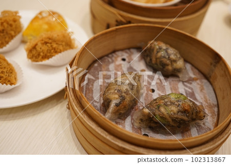 Chinese chive manju Chinese chive manju 102313867