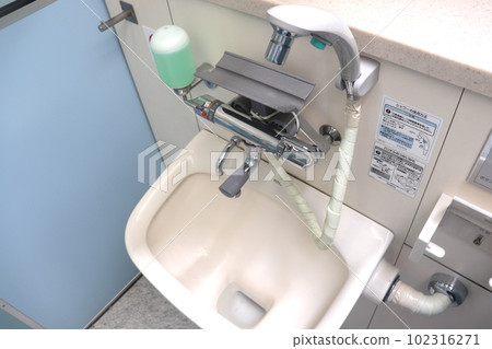Ostomate compatible toilet Artificial anus Multifunctional toilet Ostomate compatible toilet Artificial anus Multifunctional toilet 102316271