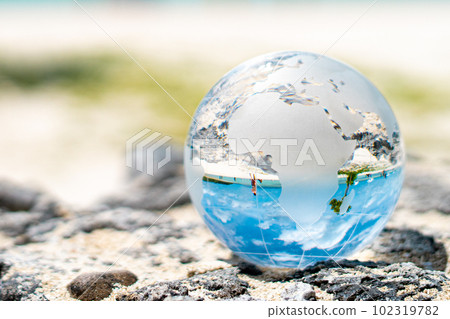 玻璃地球系列天空沙灘 102319782
