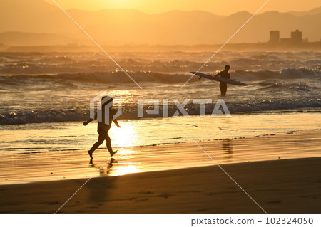 Sunset and Shonan Sea 102324050