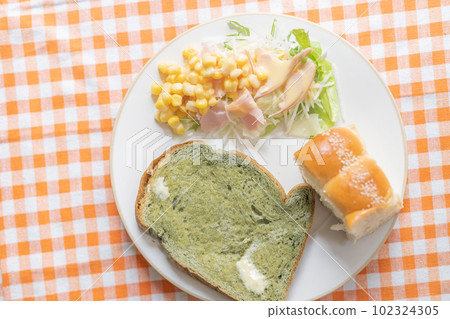 Breakfast image 102324305