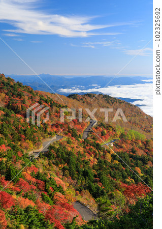 Fukushima_Bandai Azuma 天際線與紅葉 102325692