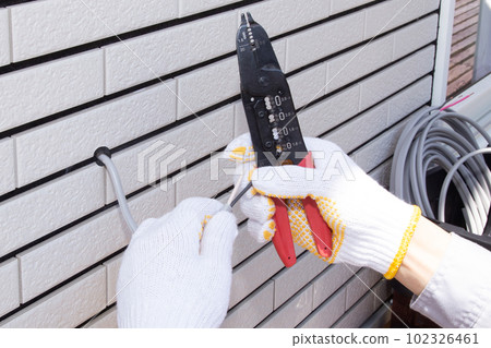 Electrical construction work Electrical construction work 102326461