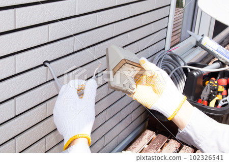 Outdoor waterproof outlet construction Outdoor waterproof outlet construction 102326541