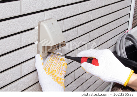 房屋外牆防水插座施工 102326552