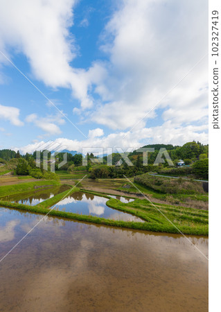 水田與倒影（大分縣竹田市）[5月] 102327419