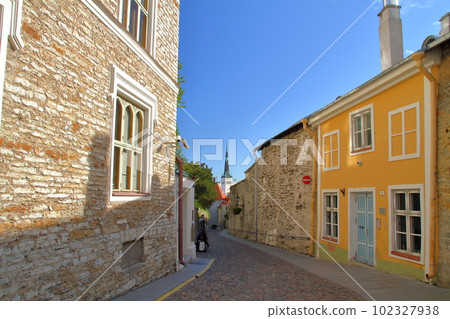 Scandinavian Estonia Townscape of Tallinn Old Town Historic District, a World Heritage Site Retaining Vestiges of the Middle Ages 102327938
