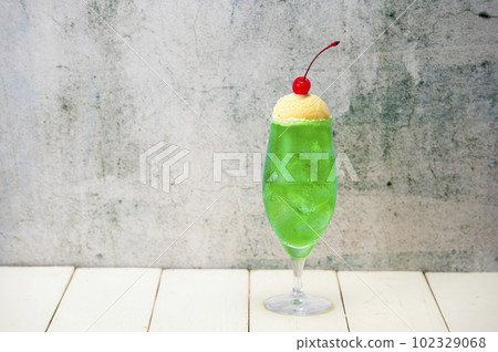 Melon soda cream soda 102329068