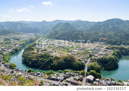 從富山三原岩山眺望(岐阜縣川邊町) 從富山三原岩山眺望(岐阜縣川邊町) 102330157