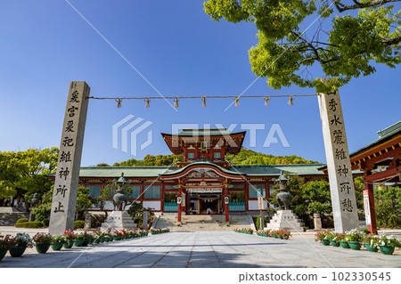 山口縣防府市防府天滿宮新綠 102330545