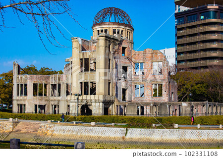 EOS5D.Atomic Bomb Dome in Hiroshima city. EOS5D.Atomic Bomb Dome in Hiroshima city. 102331108