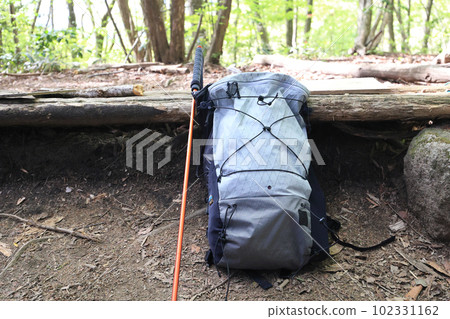 Climbing (hiking) image 102331162