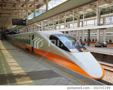 台灣高鐵左站 102331199