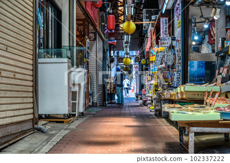 Urban scenery of Yokohama City Hakuraku Station 102337222