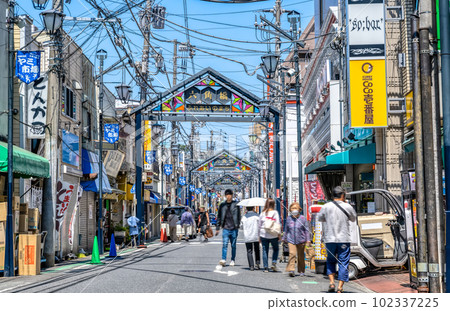 橫濱市白樂站的都市風光 102337225