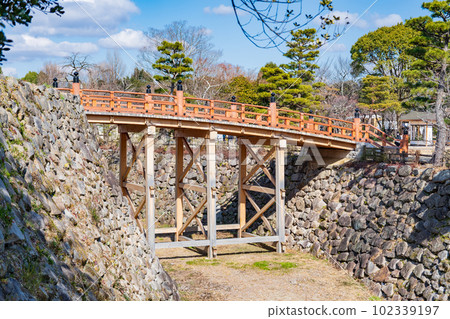大和郡山市郡山城遺址的極樂橋 102339197