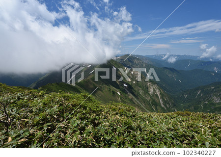 Tanigawadake mountain climbing, Tenjindaira course, Gunma prefecture 102340227