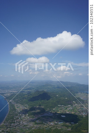 從開門九合目看到的枕崎海岸線 從開門九合目看到的枕崎海岸線 102340551
