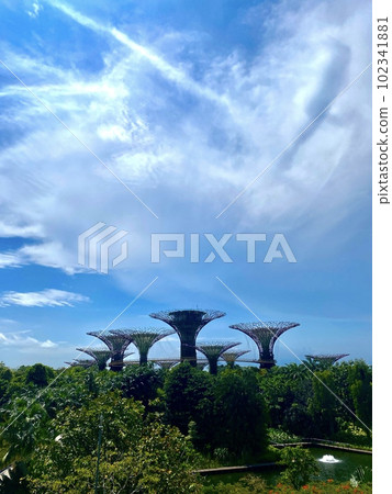 singapore tourist attractions 102341881