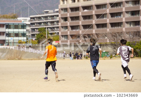 training on the beach 102343669