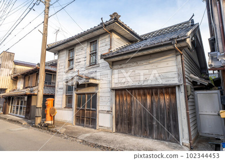 基拉河鎮的街道 102344453