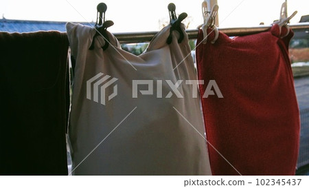 洗過的枕頭 102345437