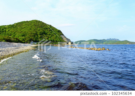 [Kagawa] Shodoshima in early summer The Seto Inland Sea seen from near Mito Post Office and Taura in the distance 102345634