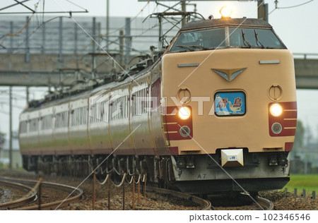北陸本線加賀笠間三河JR西485系列A07編隊(京都)雷長 北陸本線加賀笠間三河JR西485系列A07編隊(京都)雷長 102346546