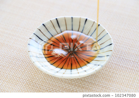 輕薄醬油 102347080