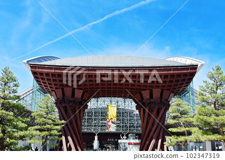 Tsuzumimon Kanazawa Station 金澤的象徵 石川縣金澤市 交通 102347319