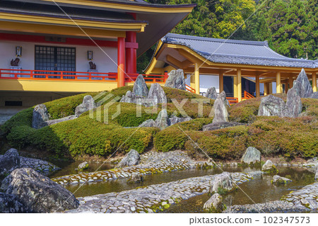 Matsunoo Taisha Shofuen Kyokusui no Niwa (Arashiyamanomiya-cho, Nishikyo-ku, Kyoto) 102347573