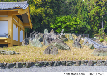 松尾大社松風園常古之丹羽(京都市西京區嵐山宮町) 松尾大社松風園常古之丹羽(京都市西京區嵐山宮町) 102347578