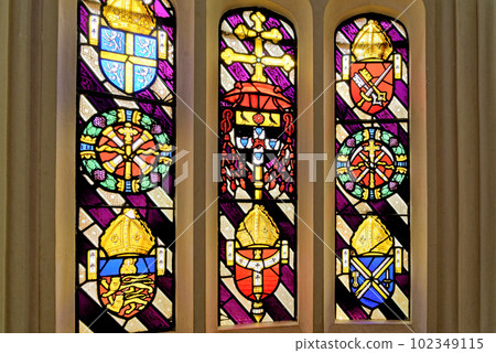 Stained glass window at Hampton Court Palace - London Stained glass window at Hampton Court Palace - London 102349115