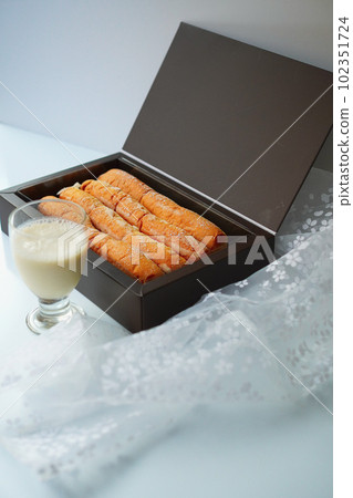 Spain Valencia Specialty Horchata with Falton 102351724