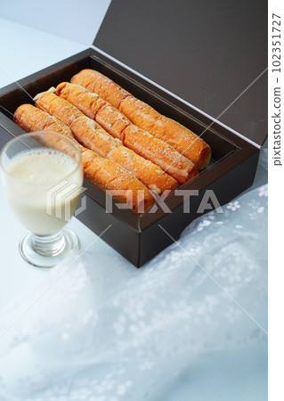 Spain Valencia Specialty Horchata with Falton 102351727