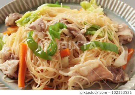烤米粉（家常菜） 102353521
