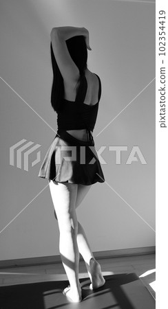 Portrait monochrome world #01 Portrait monochrome world #01 102354419