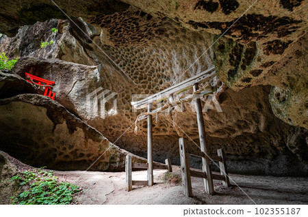 Mysterious space Mysterious space 102355187