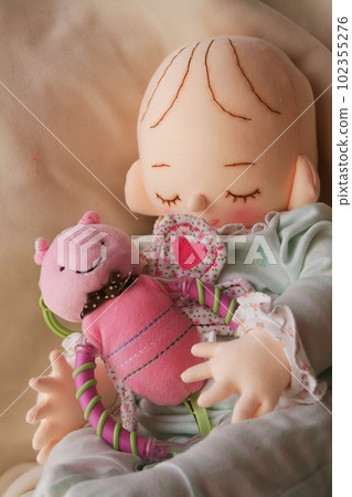 It is used for abuse prevention, declining birthrate countermeasures, childcare support, and learning about life. 102355276