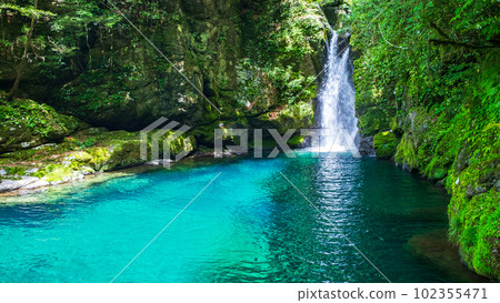 Nikobuchi（仁淀藍） 102355471