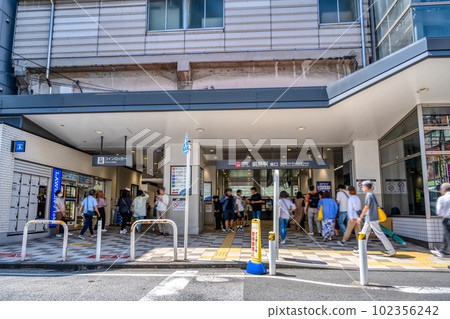 Cityscape of Yokohama Tsunashima Station 102356242