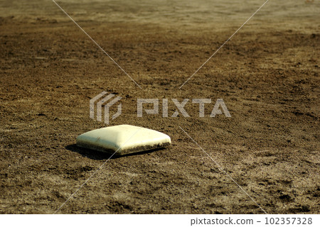 Second base Second base 102357328