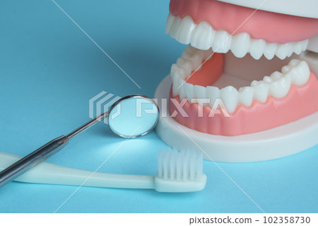 牙膏的形象 牙膏的形象 102358730